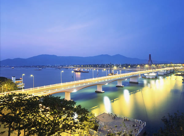 Vé máy bay Vinh đi Đà Nẵng